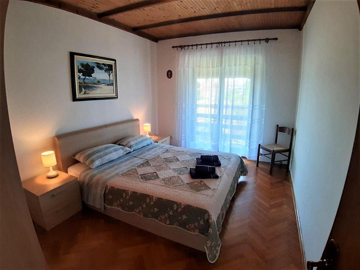 רוביני Apt Mirella Apartment מראה חיצוני תמונה